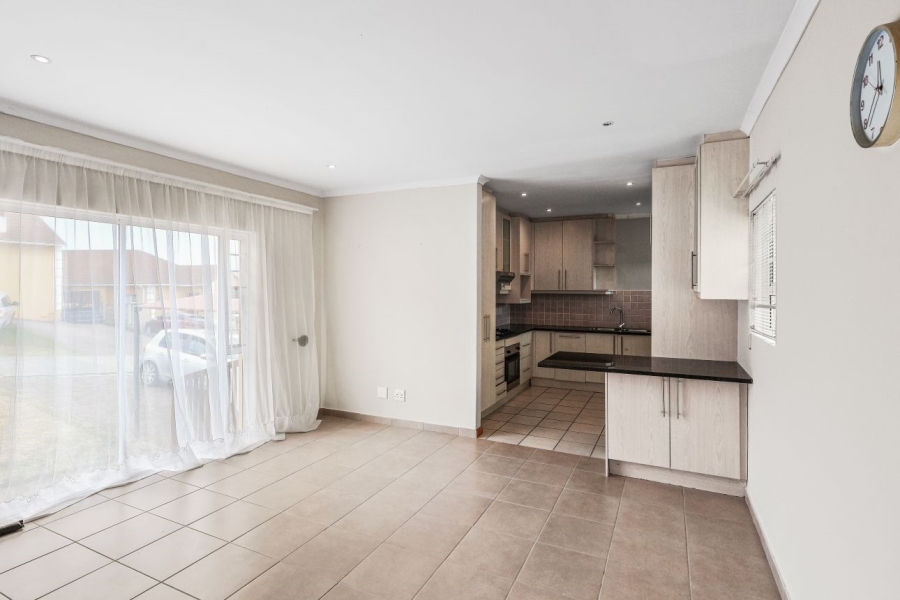 To Let 3 Bedroom Property for Rent in Beacon Bay Eastern Cape